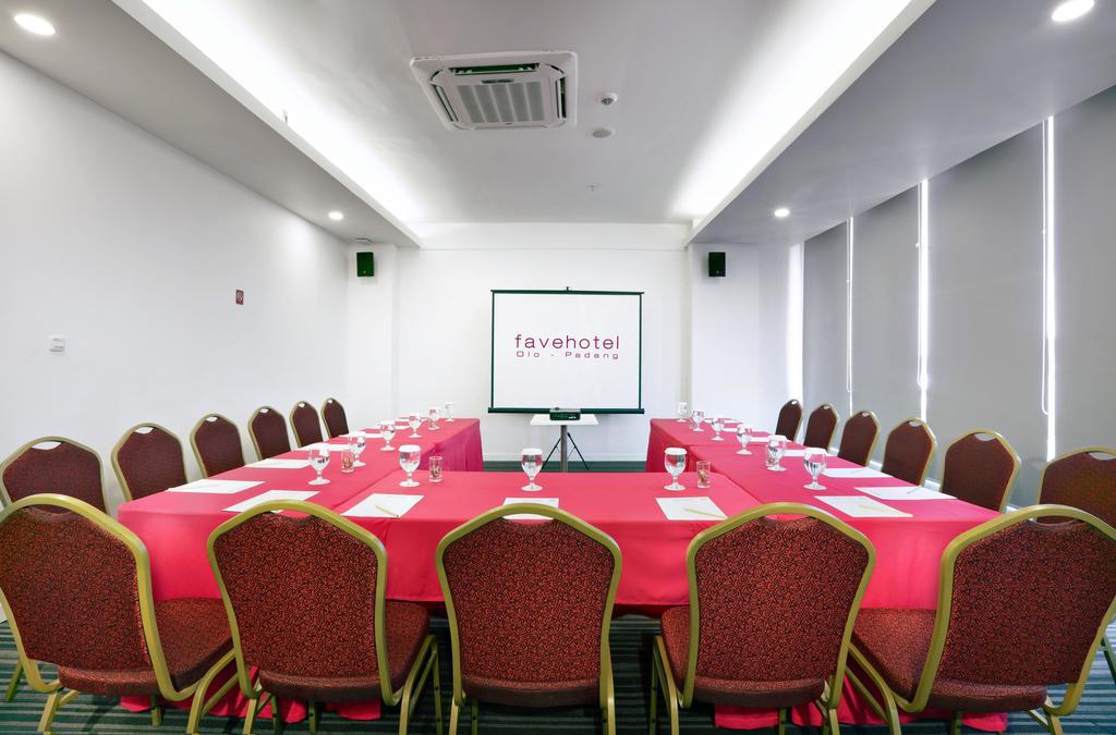 Favehotel Olo Padang Dış mekan fotoğraf