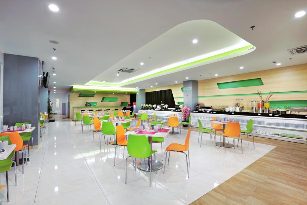Favehotel Olo Padang Dış mekan fotoğraf